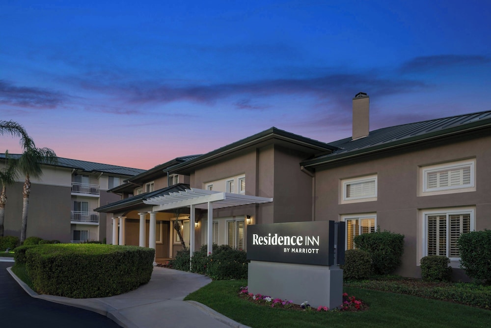 Residence Inn By Marriott Santa Clarita Valencia 4/61