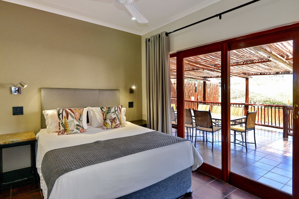 Villa, 2 Queen and Twin Beds, Private Pool