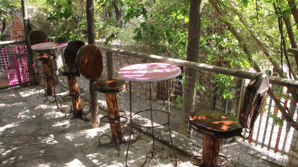 Eski Datca Pansiyon Cafe 25/50