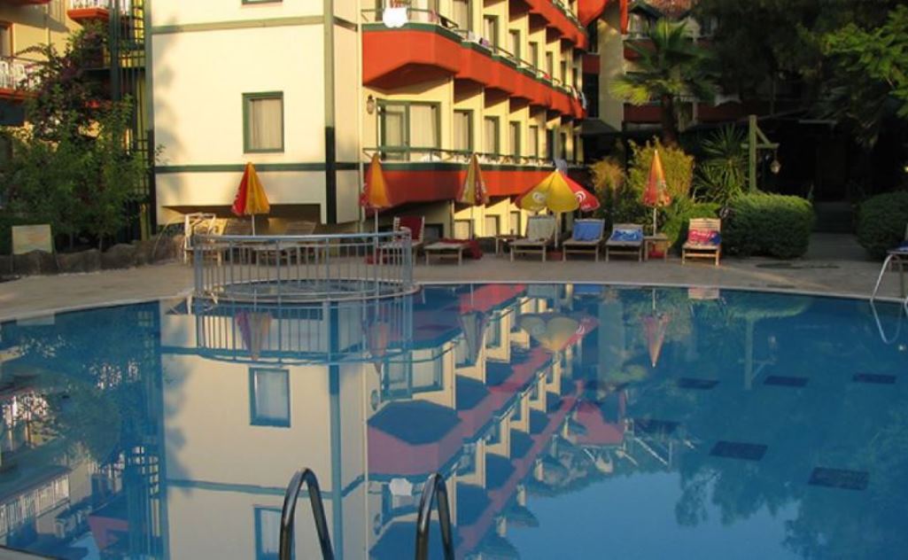 Esma Clove Resort in KEMER