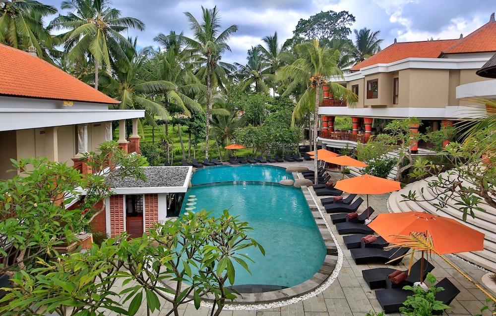 Green Field Resort 56/68