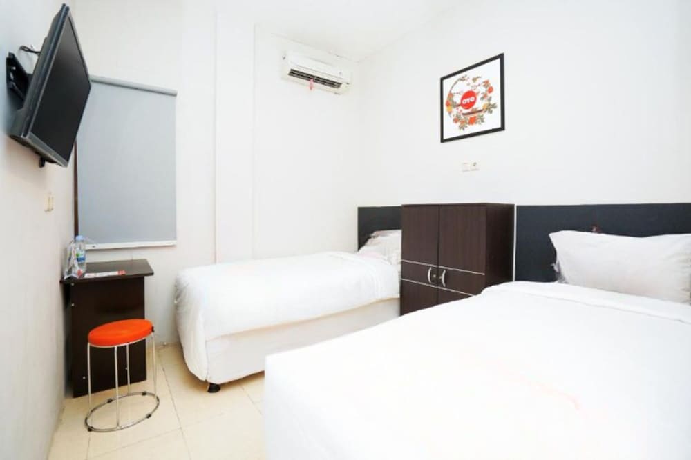 Oyo 450 Semampir Residence 17/64