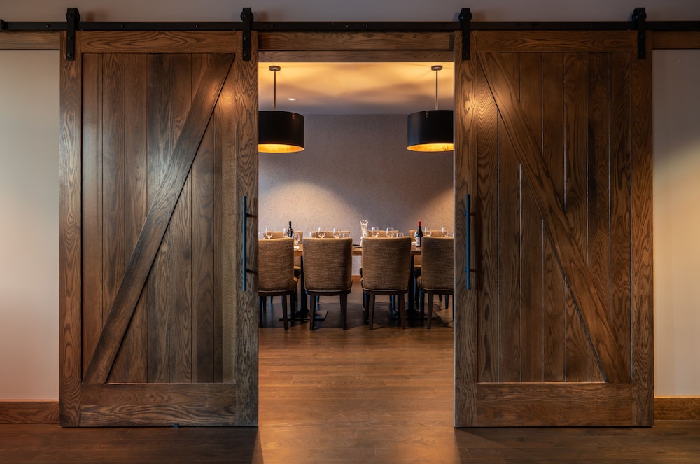 The Malcolm Hotel Canmore 9/46
