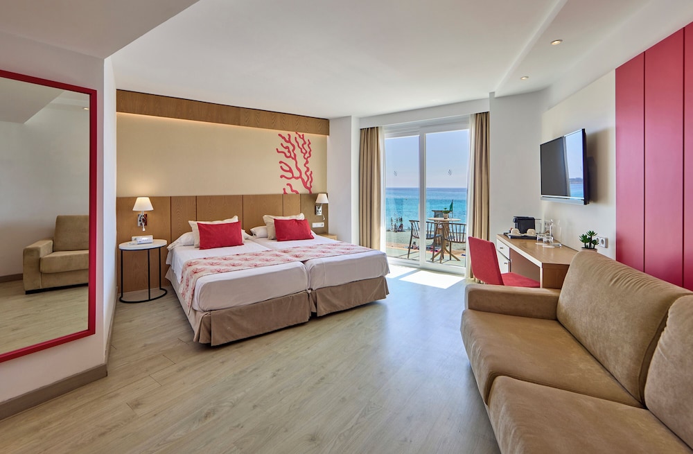 Universal Hotel Perla 13/50
