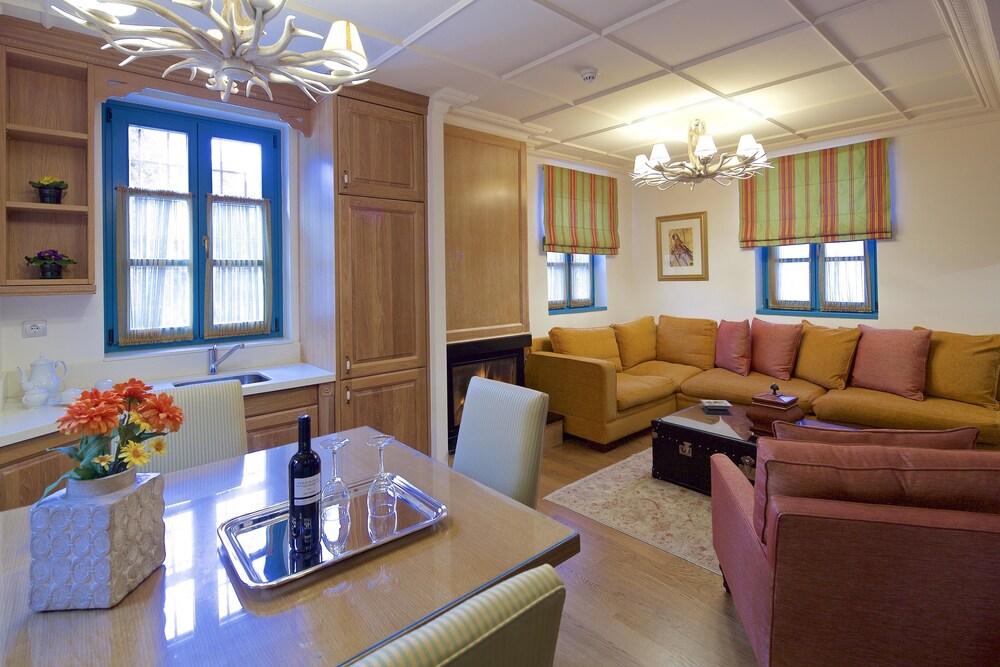 Zagori Suites 28/72