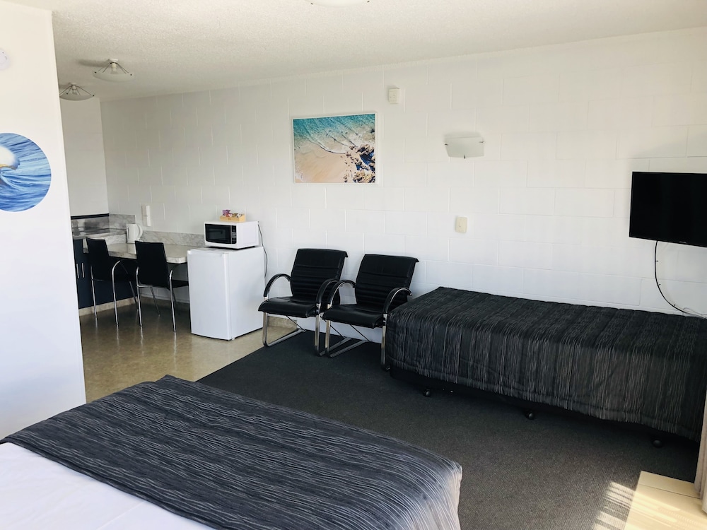 Blue Haven Motel 40/50