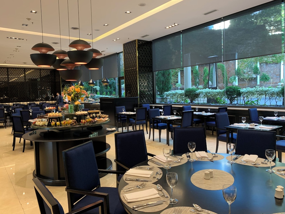 Hotel Emperador Buenos Aires 34/50