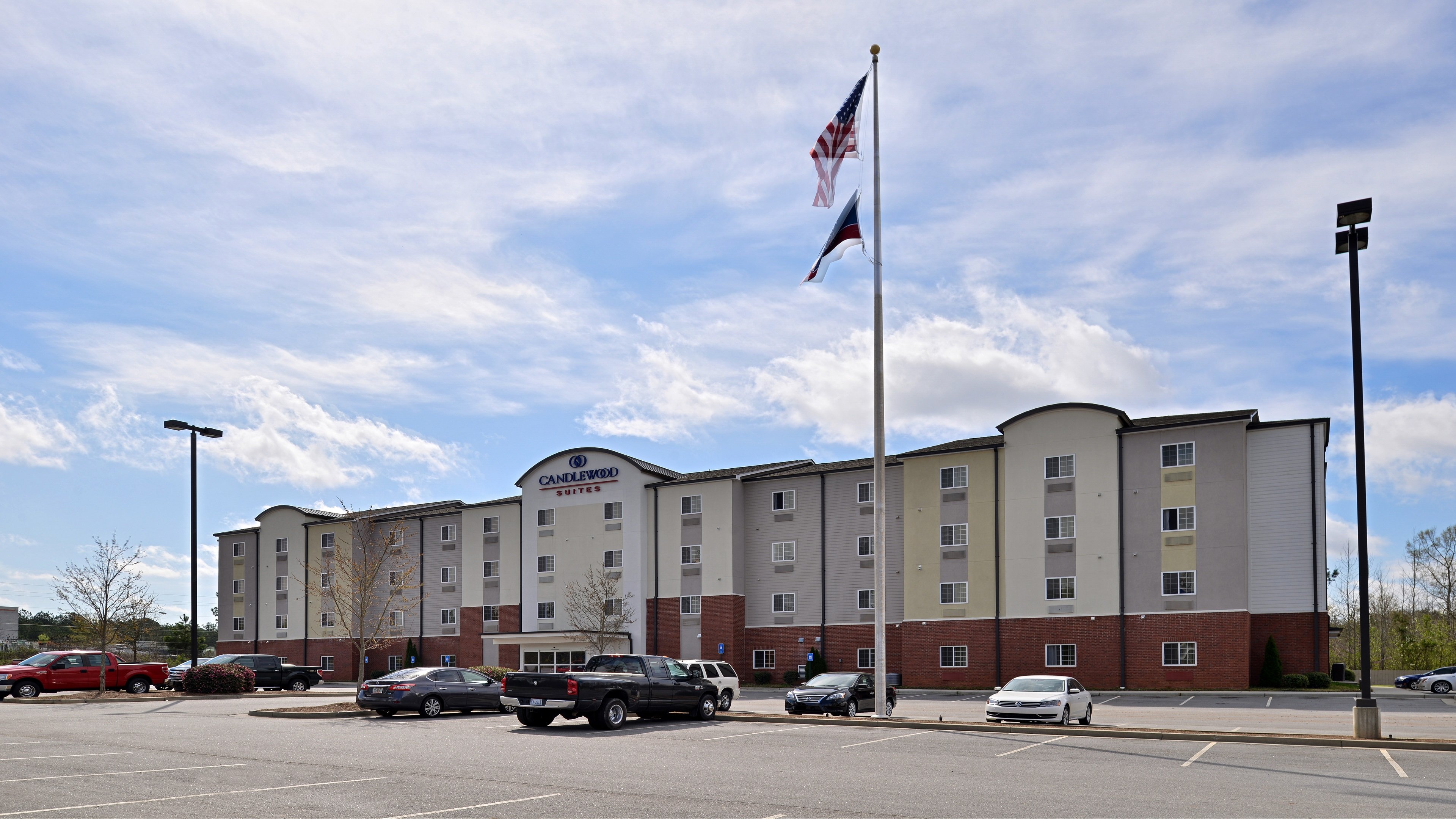 Candlewood Suites Athens 51/57
