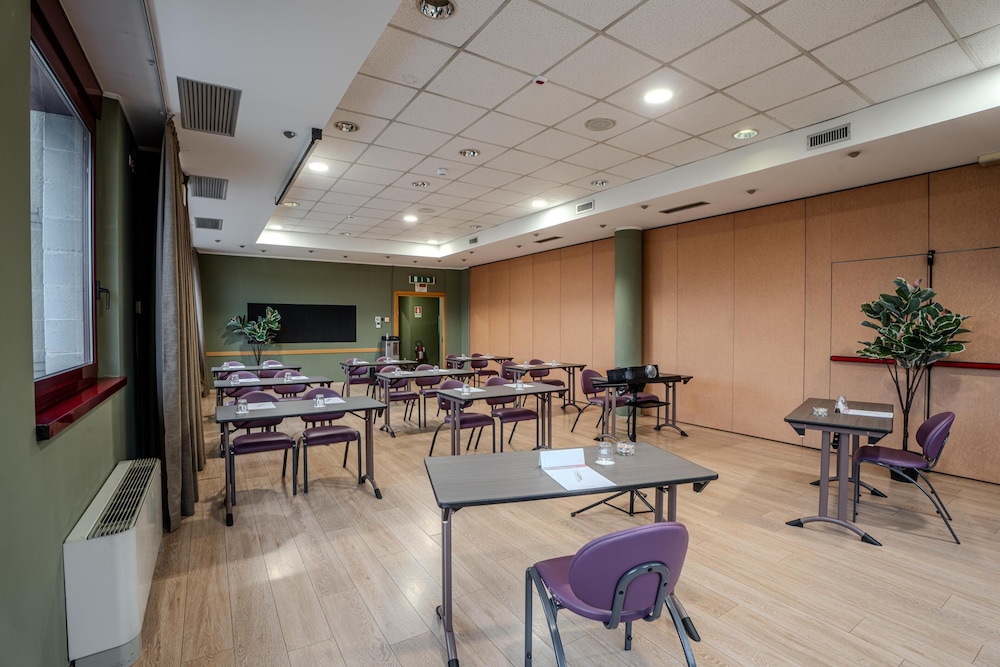 Tulip Inn Torino Sud 33/48