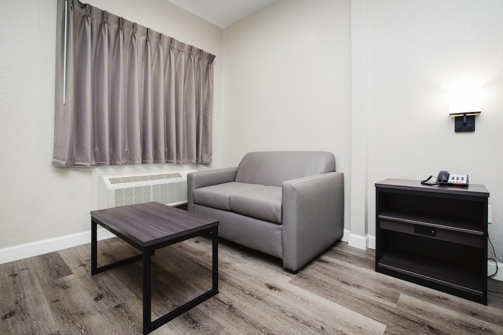 Winchester Inn And Suites Humble Iah North Houston 30/33