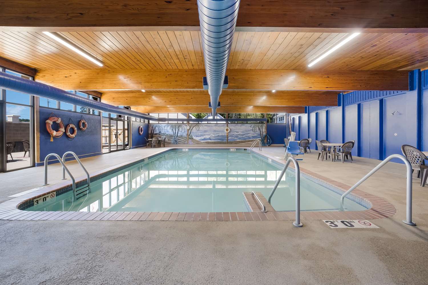 Riverfront Inn Marinette 16/43
