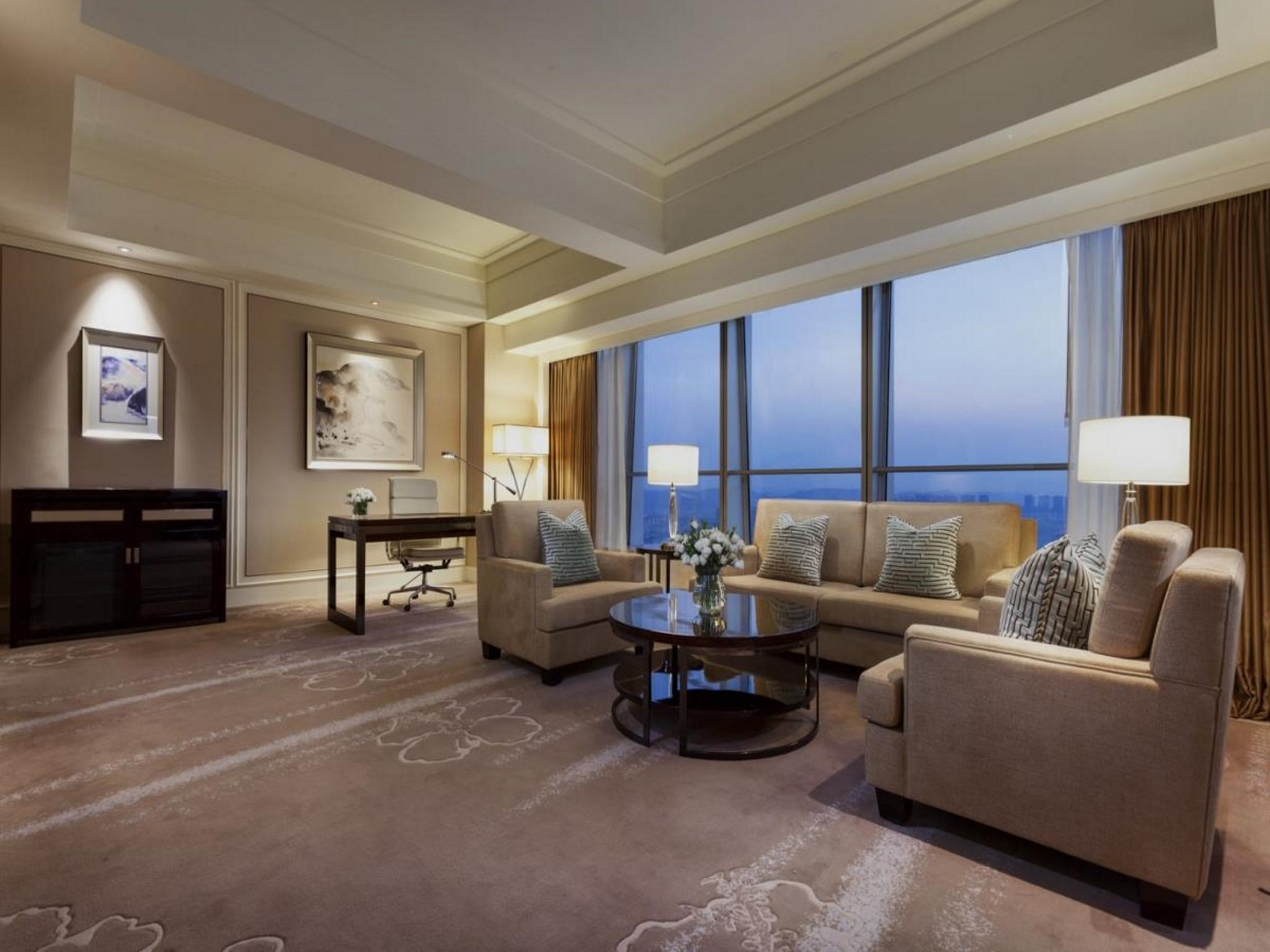 Ming Du Lakeside Hotel 21/30