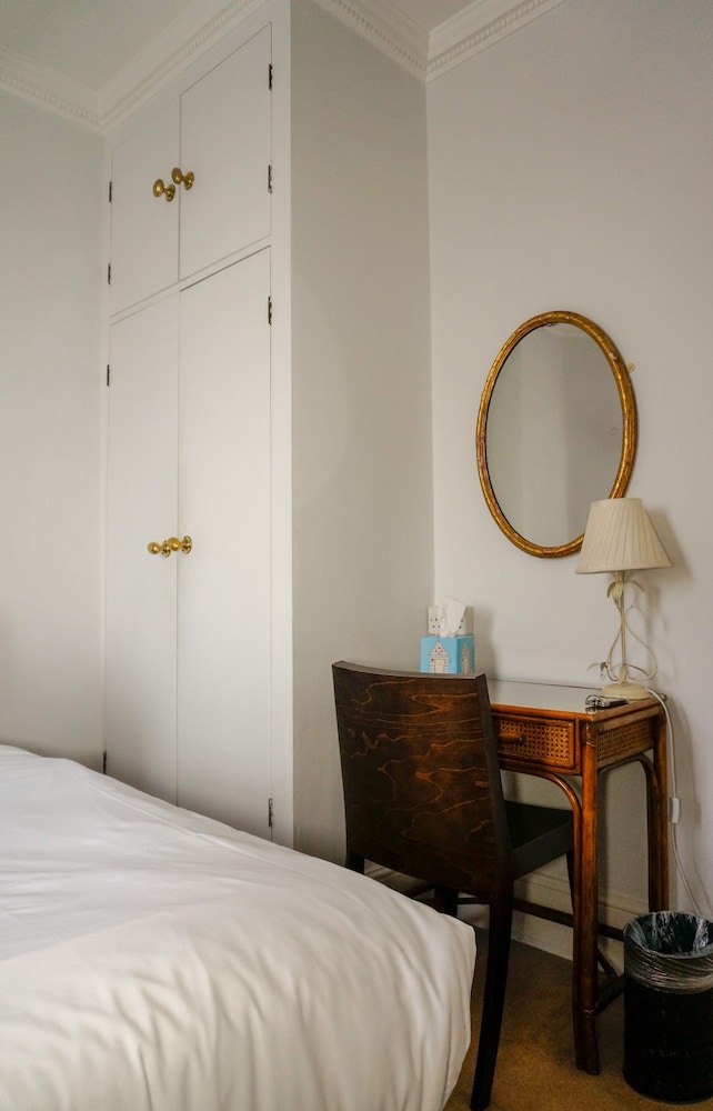 Abbey Court Hotel Notting Hill 7/50