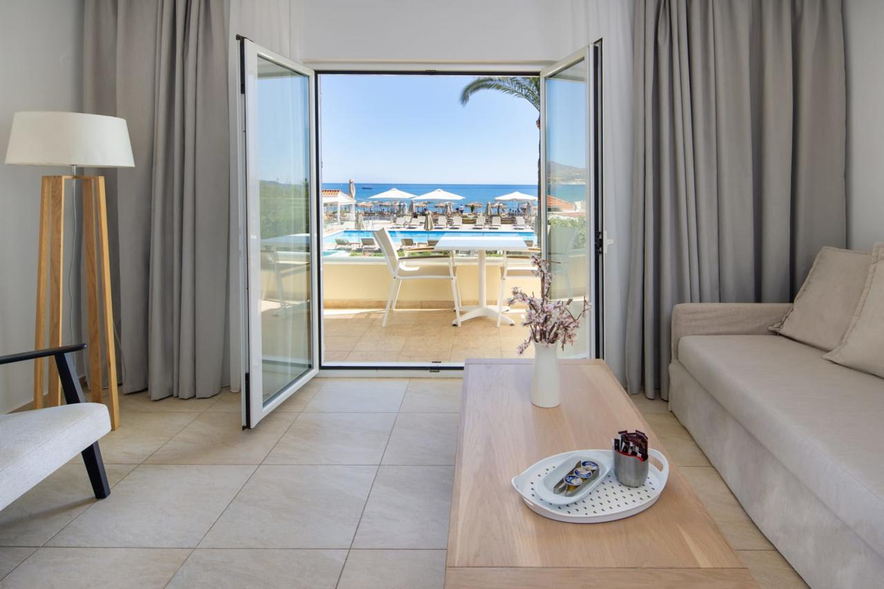 GK Beach Hotel 17/28
