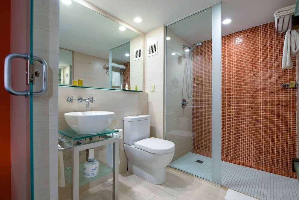 Doubletree By Hilton Hotel San Juan 7/39