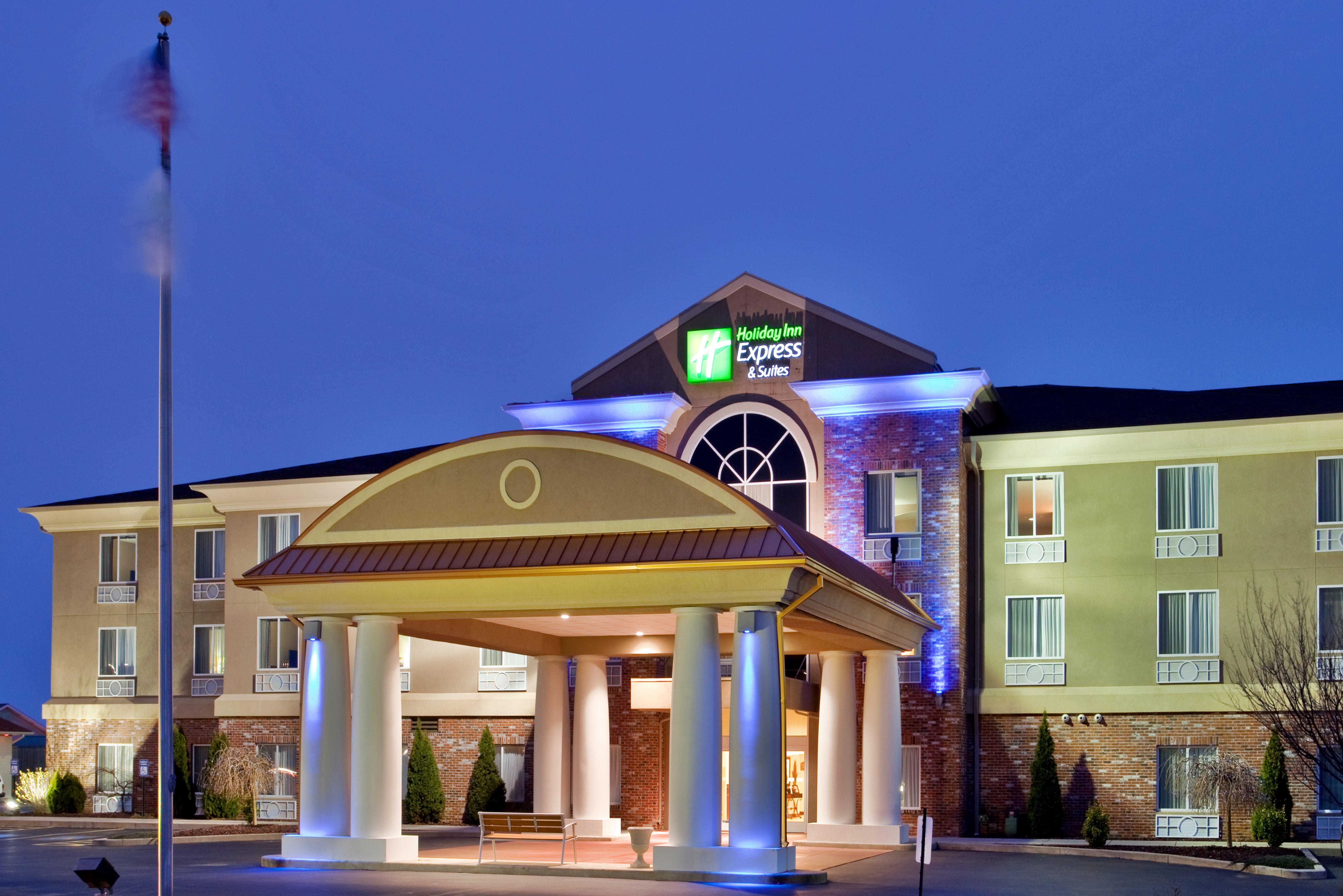 Holiday Inn Express Hotel And Suites Farmington 2/63