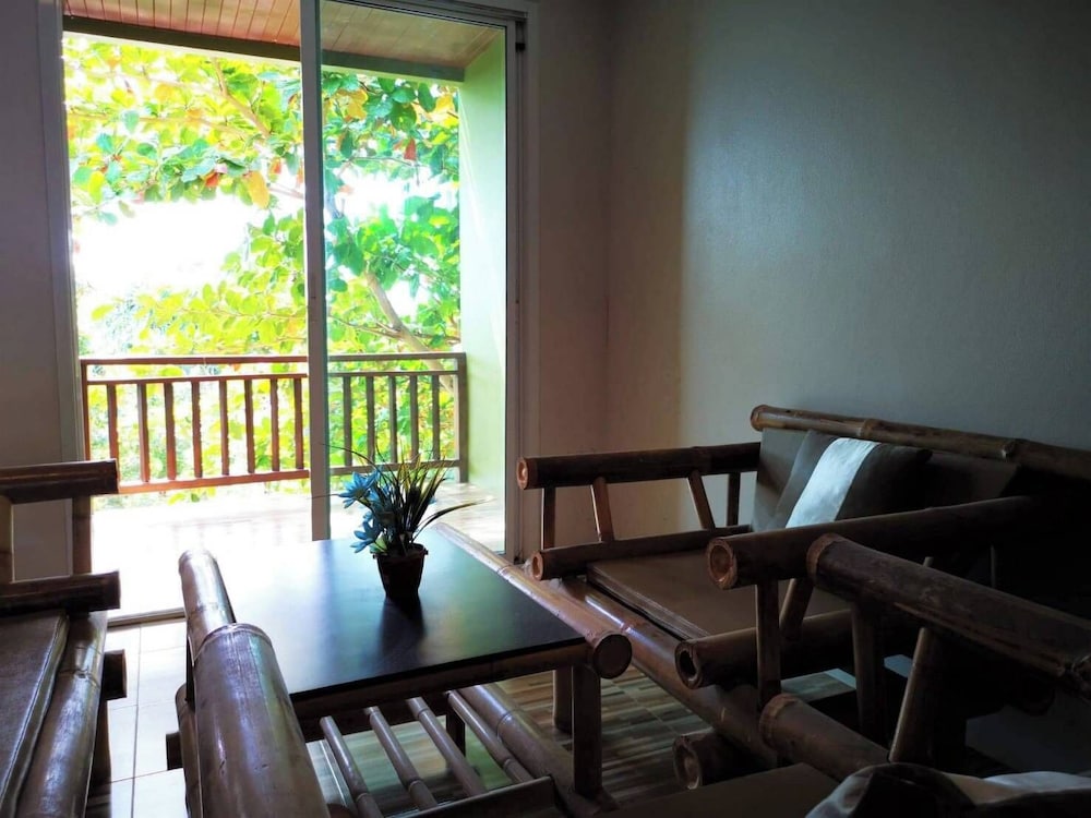The Peace Tara House 52/72