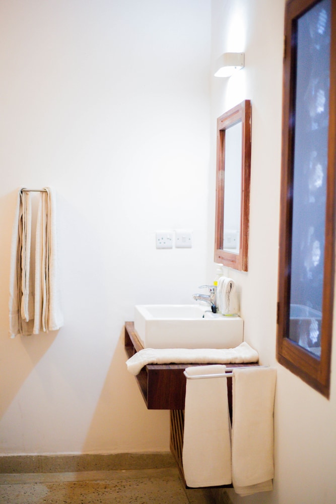 Arthotel Zanzibar 20/50