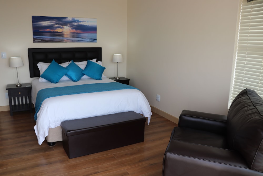Aquamarine Guest House 14/73