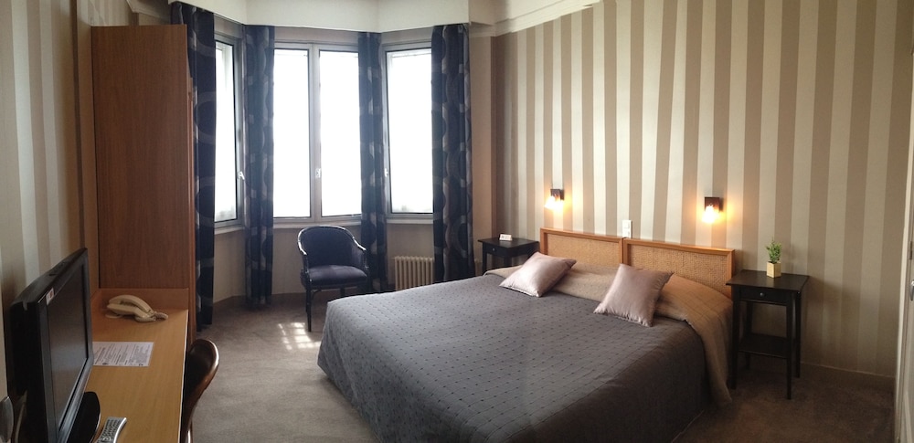 Le Grand Hotel de L Esperance 10/52