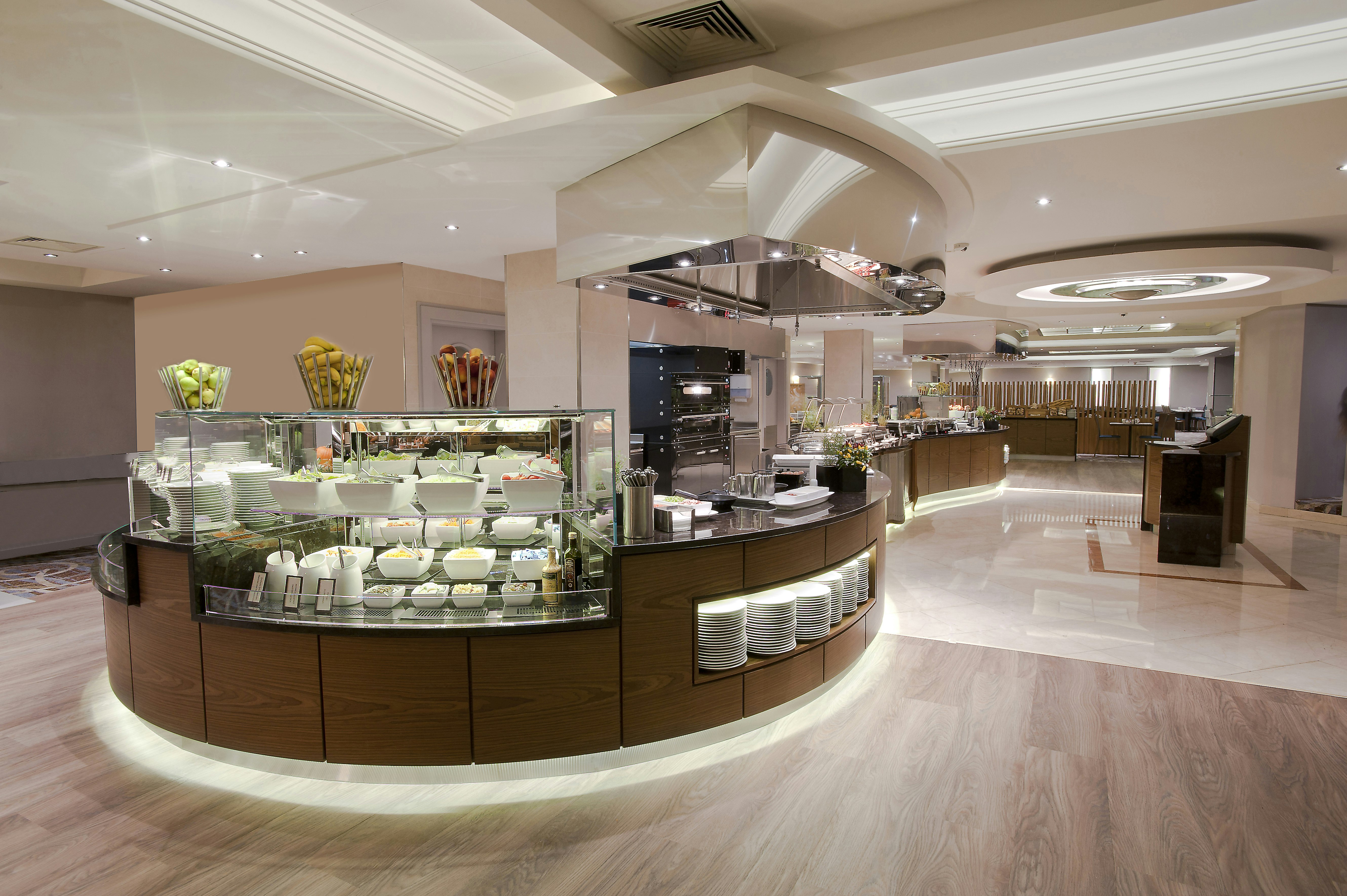 Hilton Prague Atrium 18/84