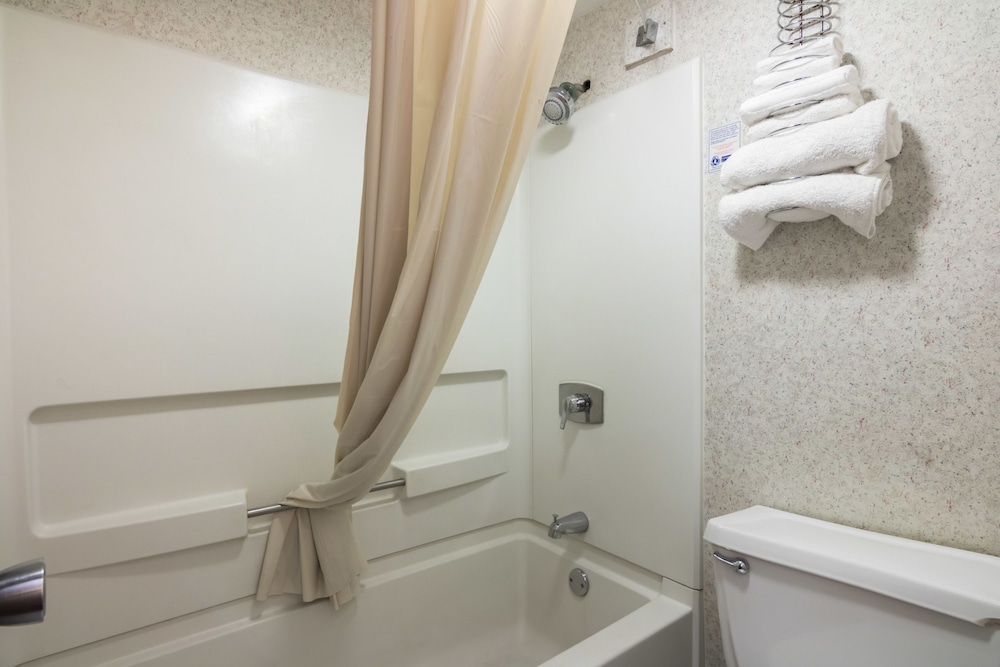 Motel6 Saint Paul, MN - I-94 26/54
