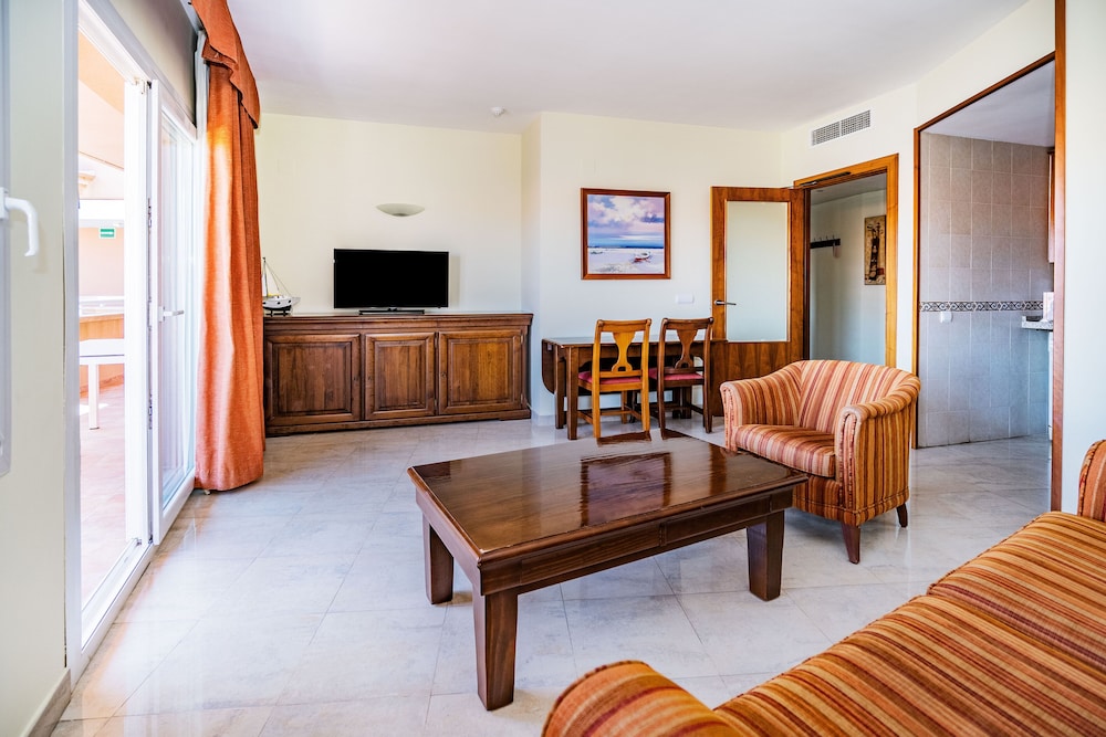 Sunway Playa Golf Sitges 49/71