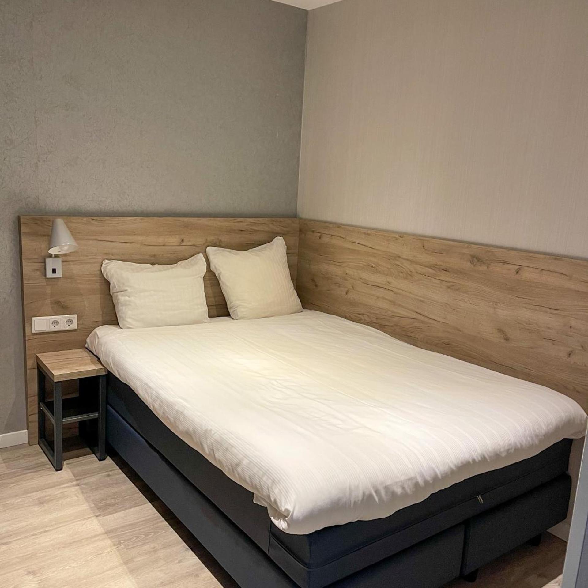 Budget, Double or Twin Bed, No Window, HOTEL JOY 2/7