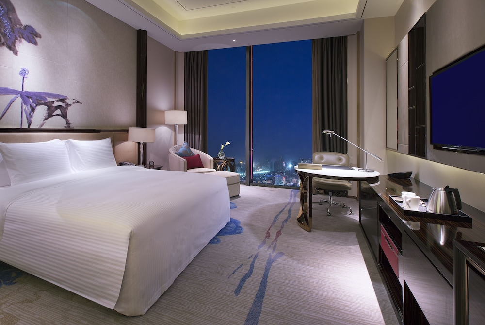 Wanda Vista Dongguan 6/70