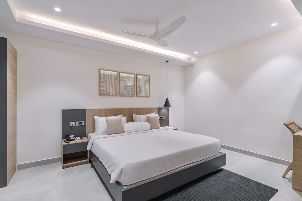 SKYLA Studios and Suites Kondapur 19/46