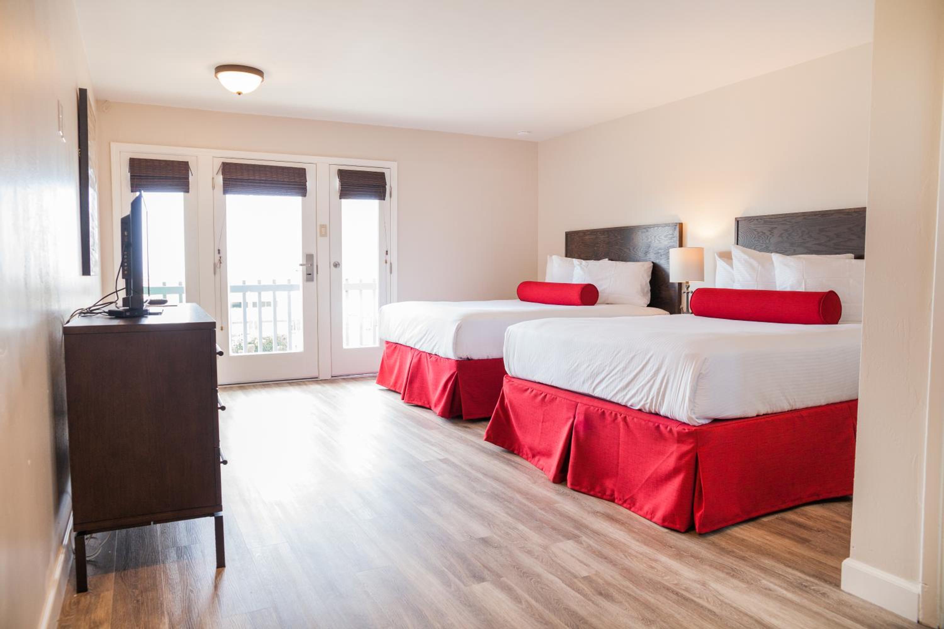 Room, 2 Queen Beds, Ocean View
