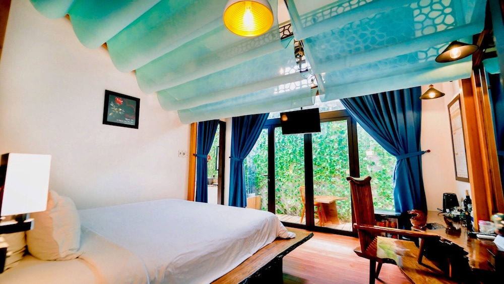 Victory Hotel Hue 45/61