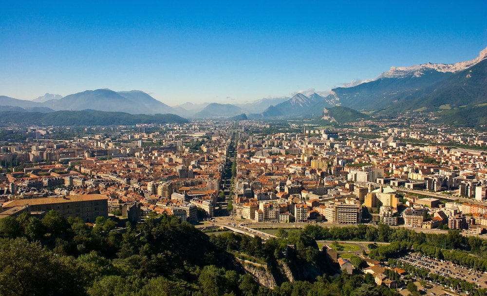 Europe Grenoble Hyper-Centre 45/50