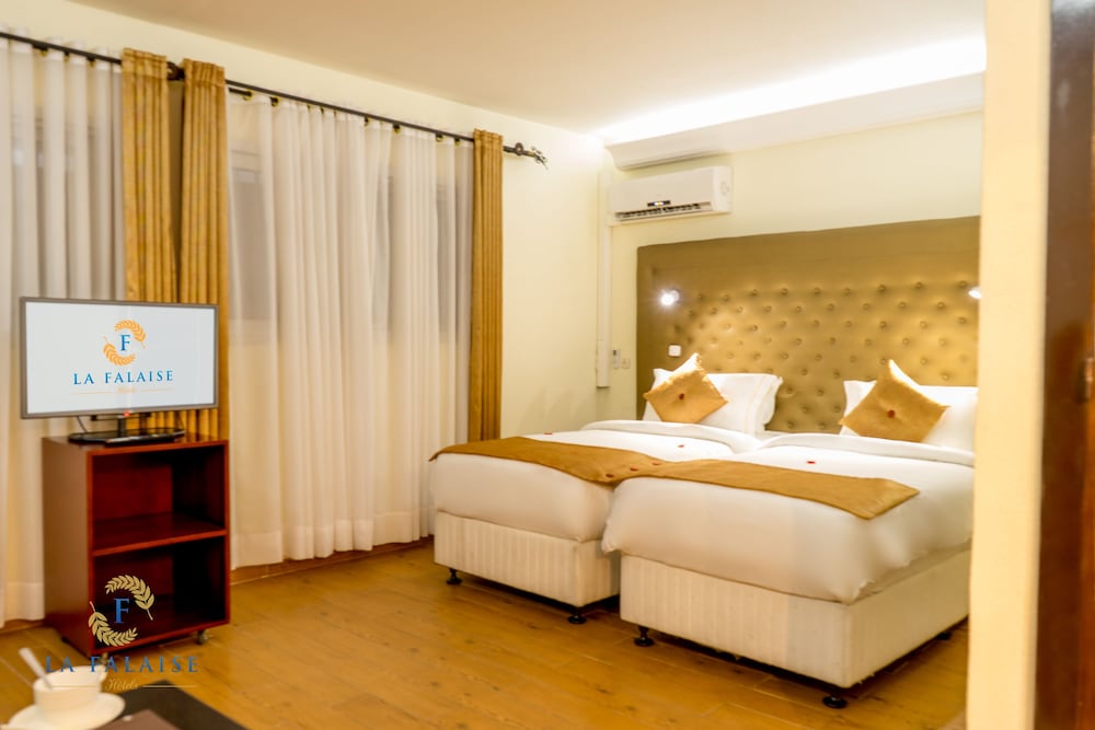 SUPERIOR, TWIN BEDS