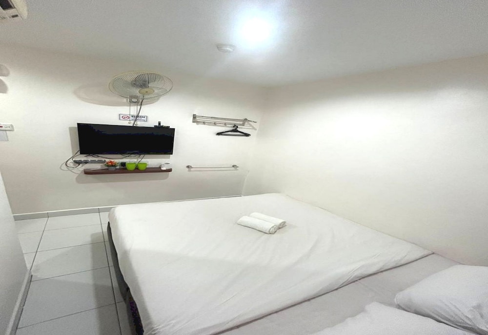 Hotel O Dns 14/22