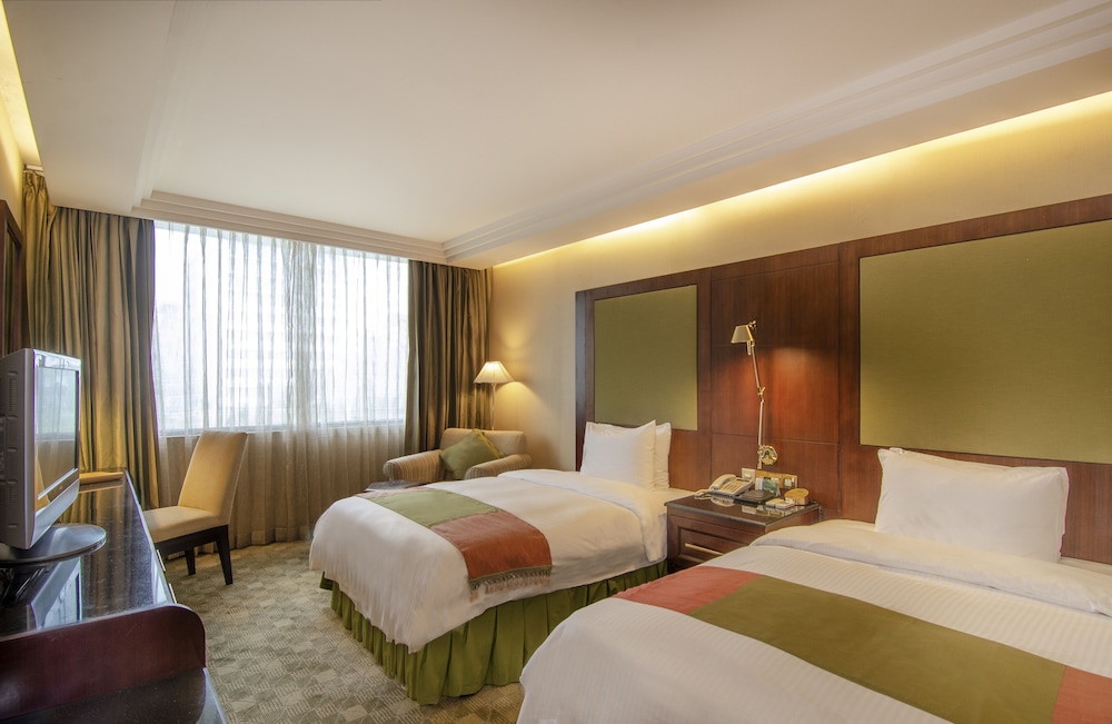Pan Pacific Sonargaon Dhaka 24/72