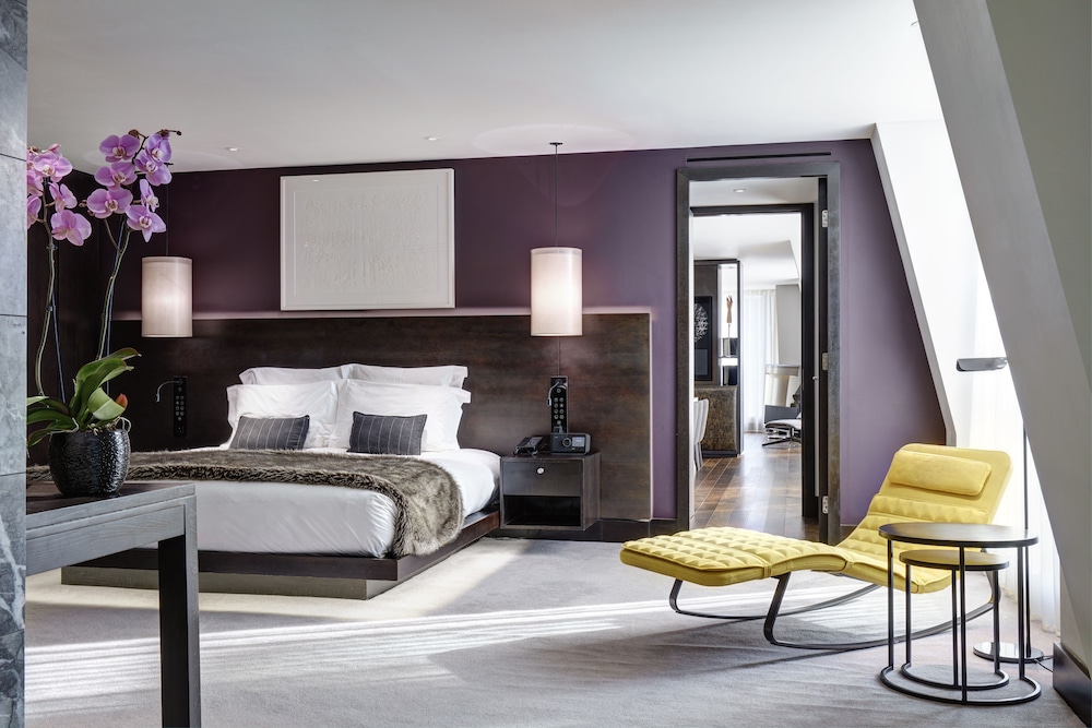 South Place Hotel 21/70