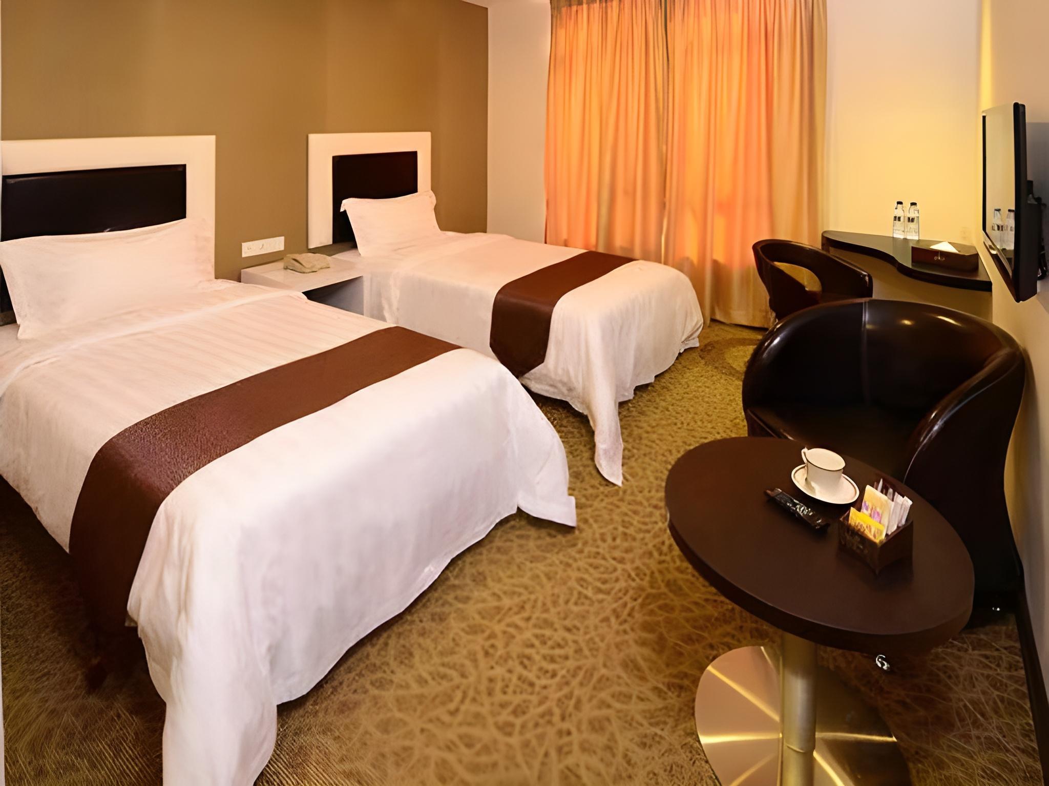 Hotel Nusa Ct 9/26