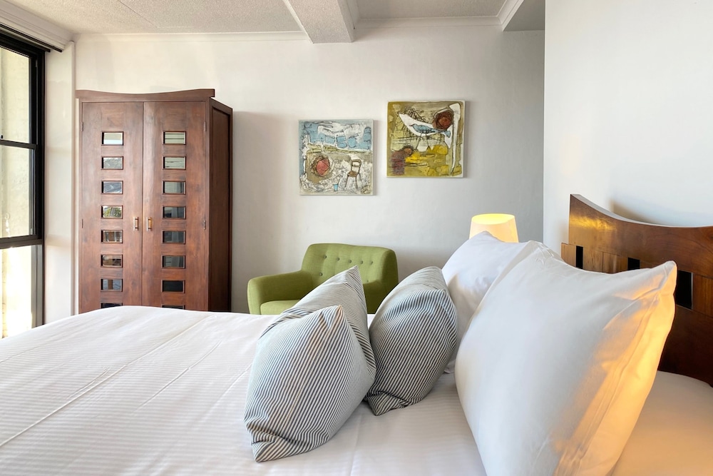 BAY BREEZE BOUTIQUE ACCOMMODATION 59/81