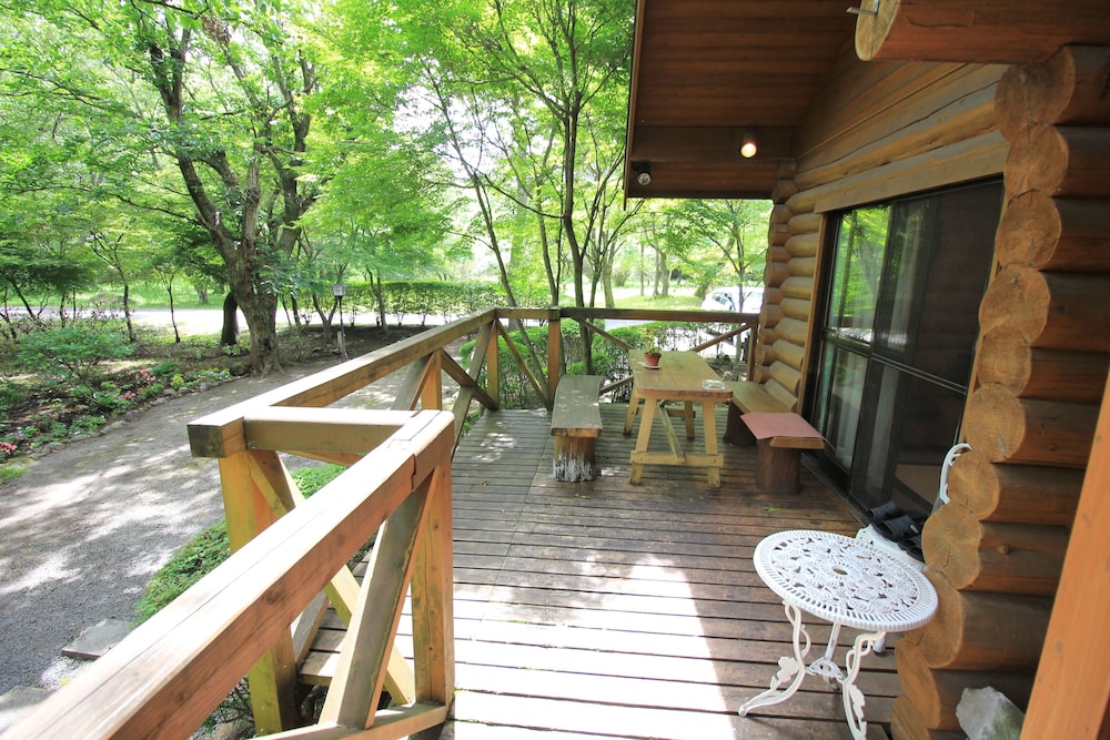 Yufuin Tsukahara Kogen Sanso Donguri (ex Sanso Donguri) 65/69
