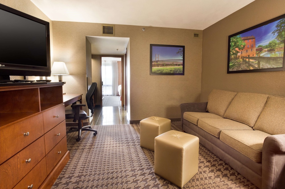 Drury Inn and Suites Jackson 24/31