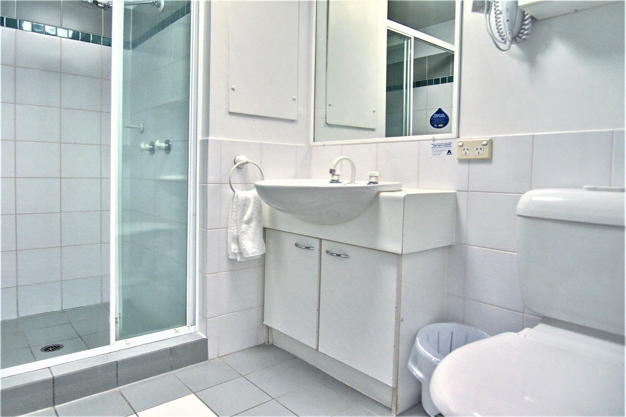 1 BEDROOM, APARTMENT