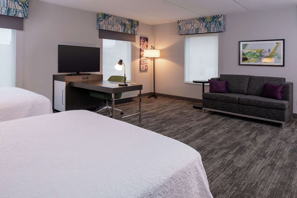 Hampton Inn And Suites Winston Salem Downtown 21/53