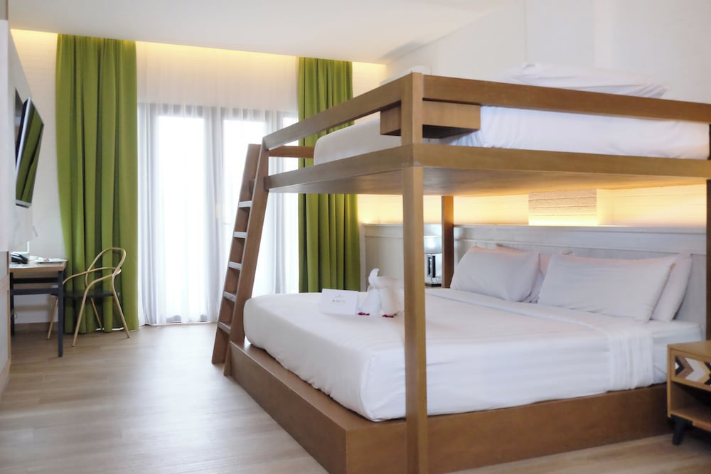 Jambuluwuk Convention Hall and Resort Batu 17/63
