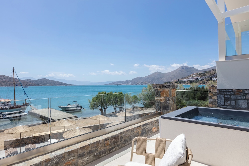 Naiades Beach Hotel – Adults Only 124/132