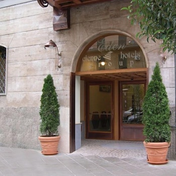 Hotel Eden Napoli 8/28