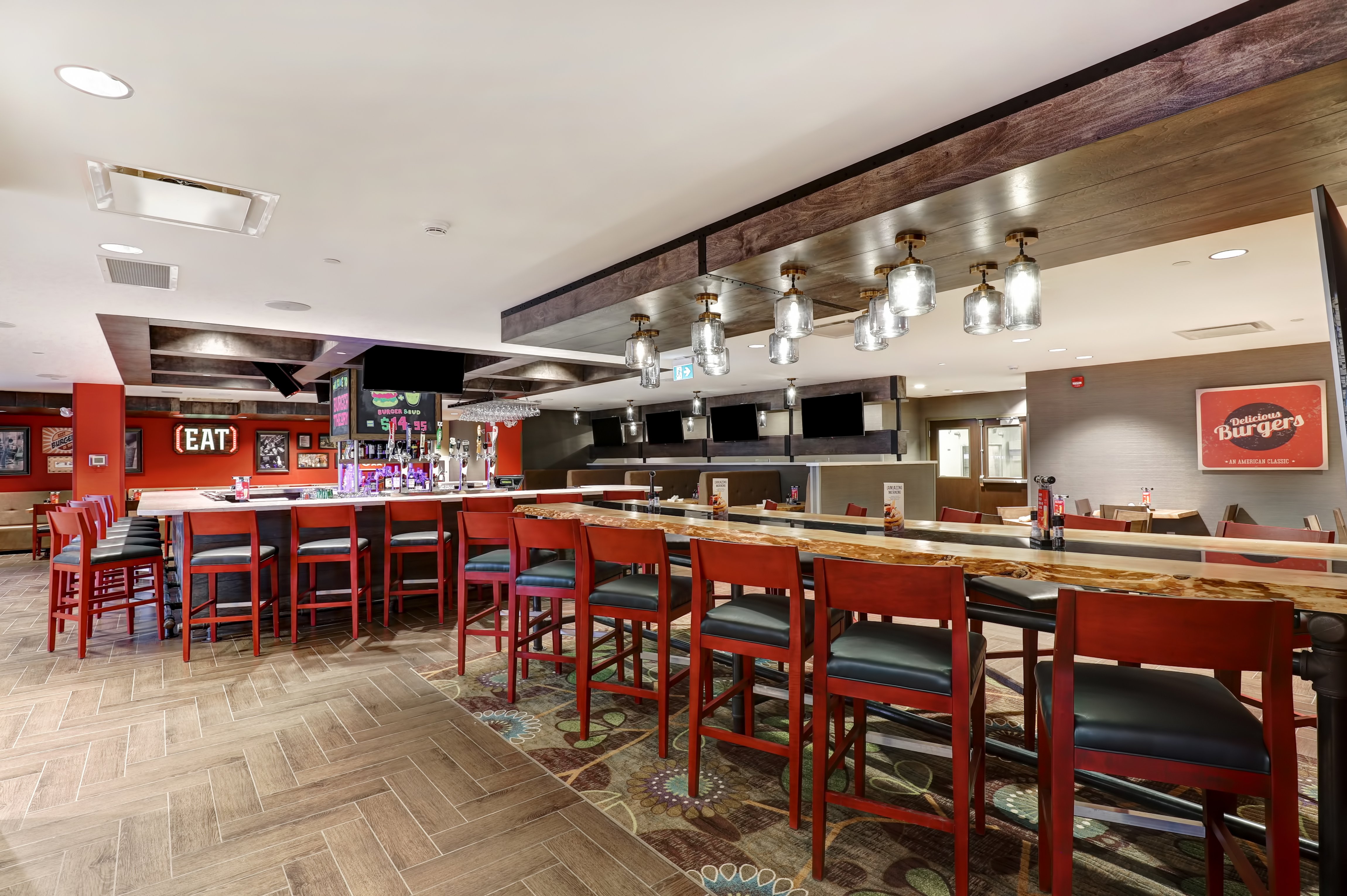 Holiday Inn Mississauga Toronto West 50/78