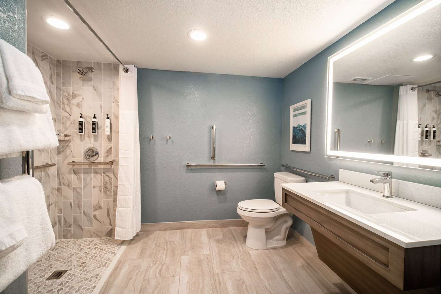 La Quinta Inn & Suites by Wyndham Cocoa Beach Oceanfront 53/54