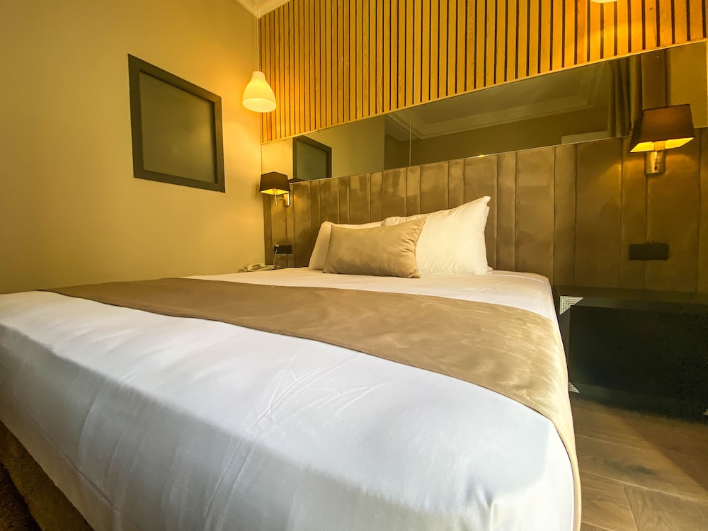 Ennasma Hotel 8/18
