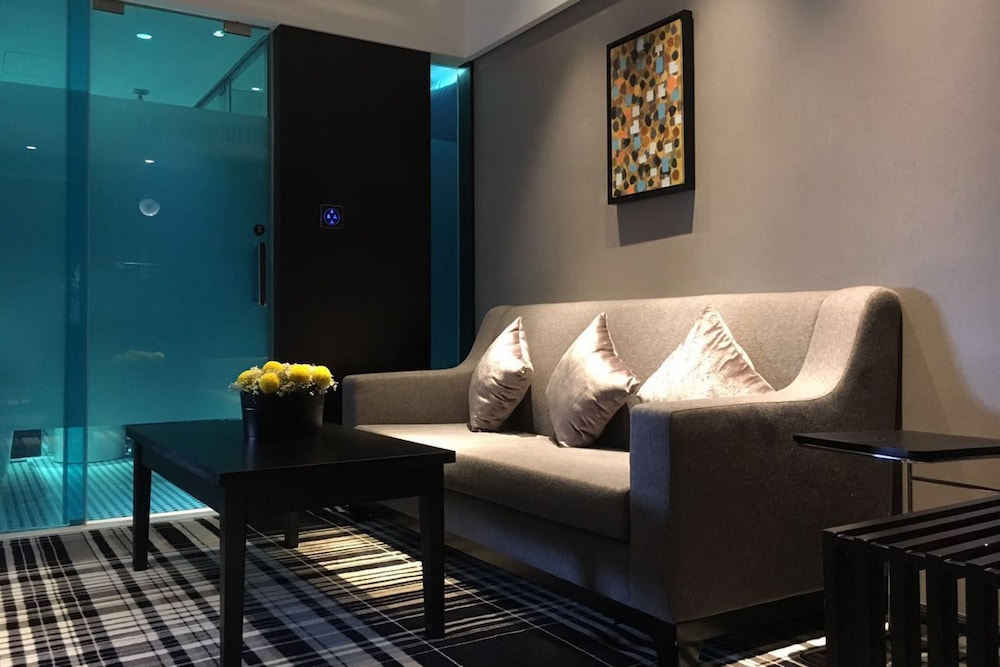 Likto Hotel 45/64